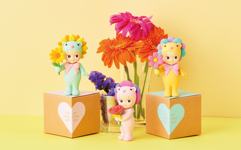 Sonny Angel Flower Gift - Sweet Surprise