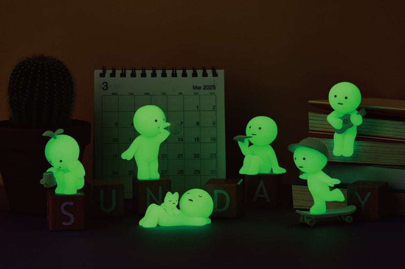 SMISKI Sunday Series - Charming Series Display