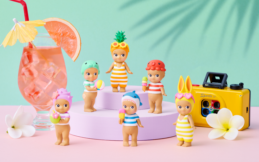Summer Vacation: Sun-Kissed Style - Gift Ready
